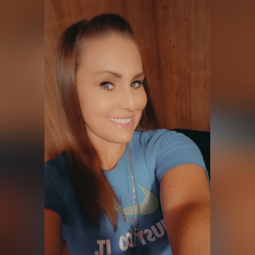 Meet your Posher, Kelli